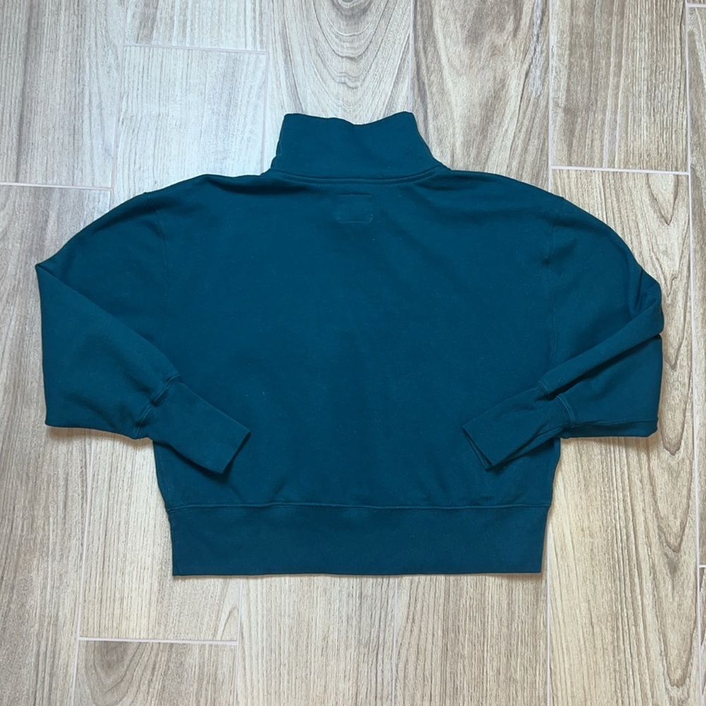 Abercrombie & Fitch Green Turtleneck Cowl Neck Sweater‎ - Picture 2 of 6